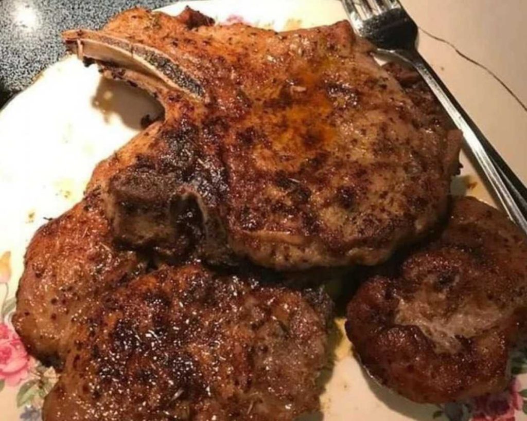 Perfect Garlic Butter Juicy Pork Chops