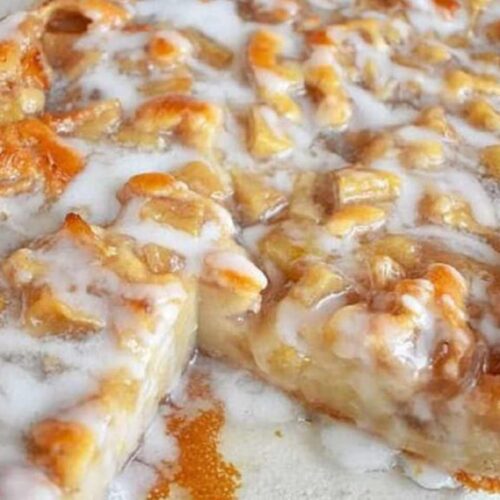 Cinnamon Apple Coffee Cake