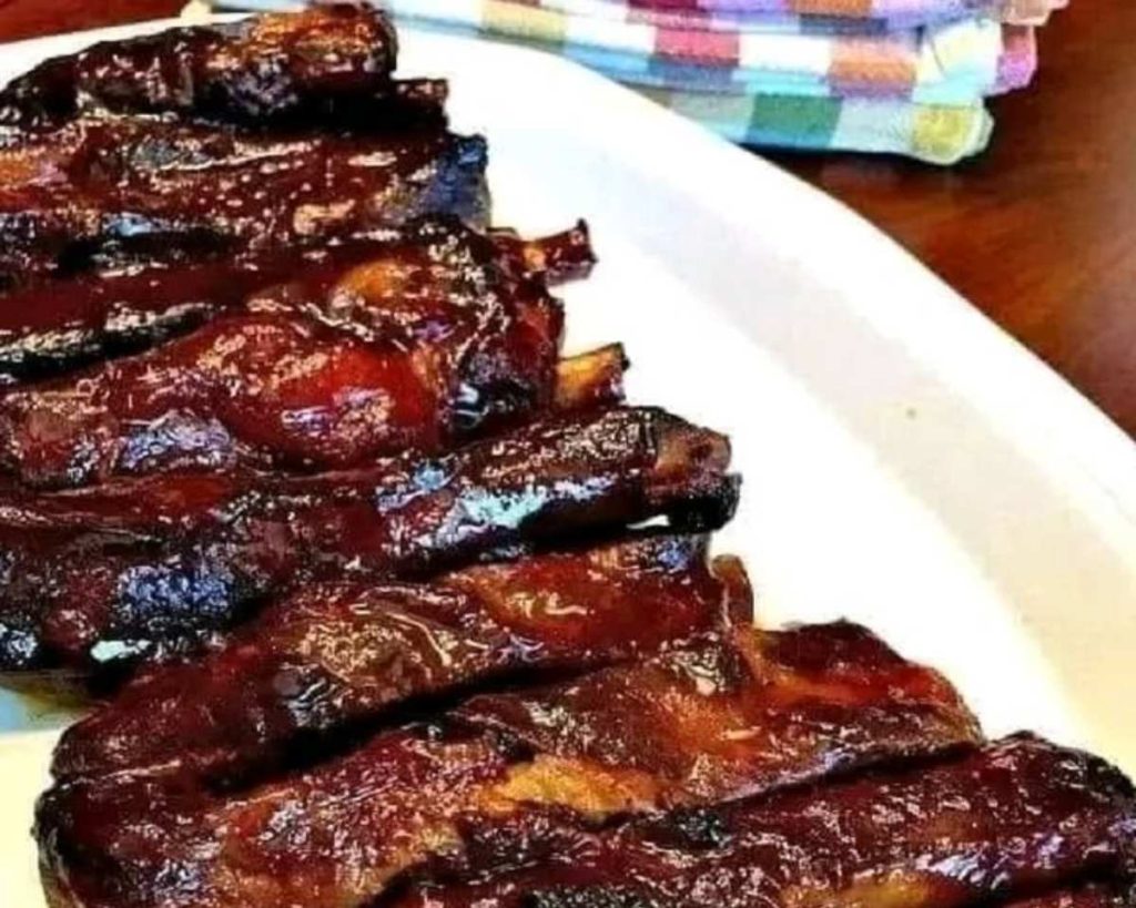 Slow Cooker Barbequed Beef Ribs