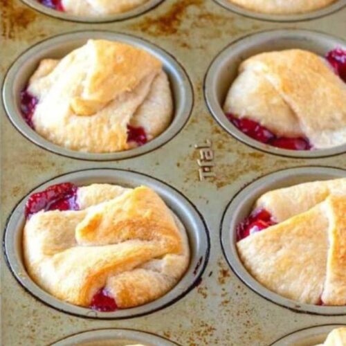 Cherry Pie Using Crescent Rolls