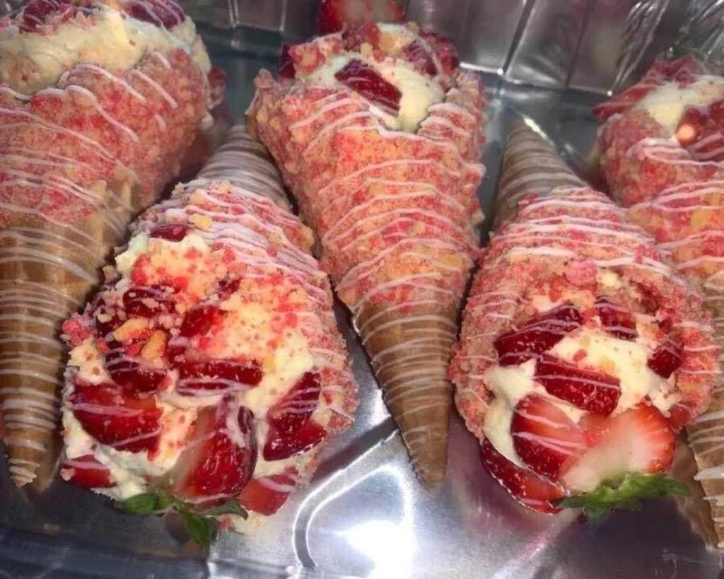 Strawberry Crunch Cheesecake Cones