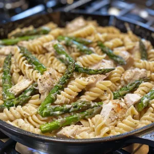One-Pan Creamy Chicken Asparagus Pasta – Easy, Flavor-Packed & Delicious!