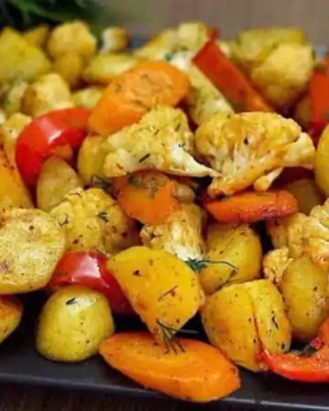 Potatoes with Vegetables in the Oven